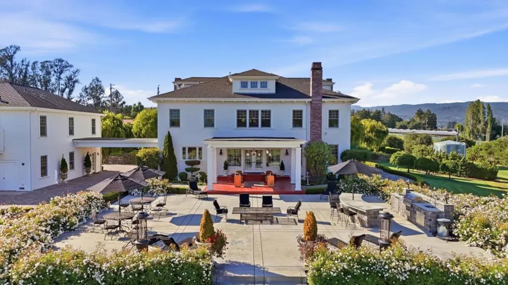 155 Scarlet Court Watsonville, CA 95076