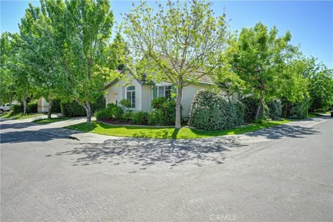 6 Carver Court