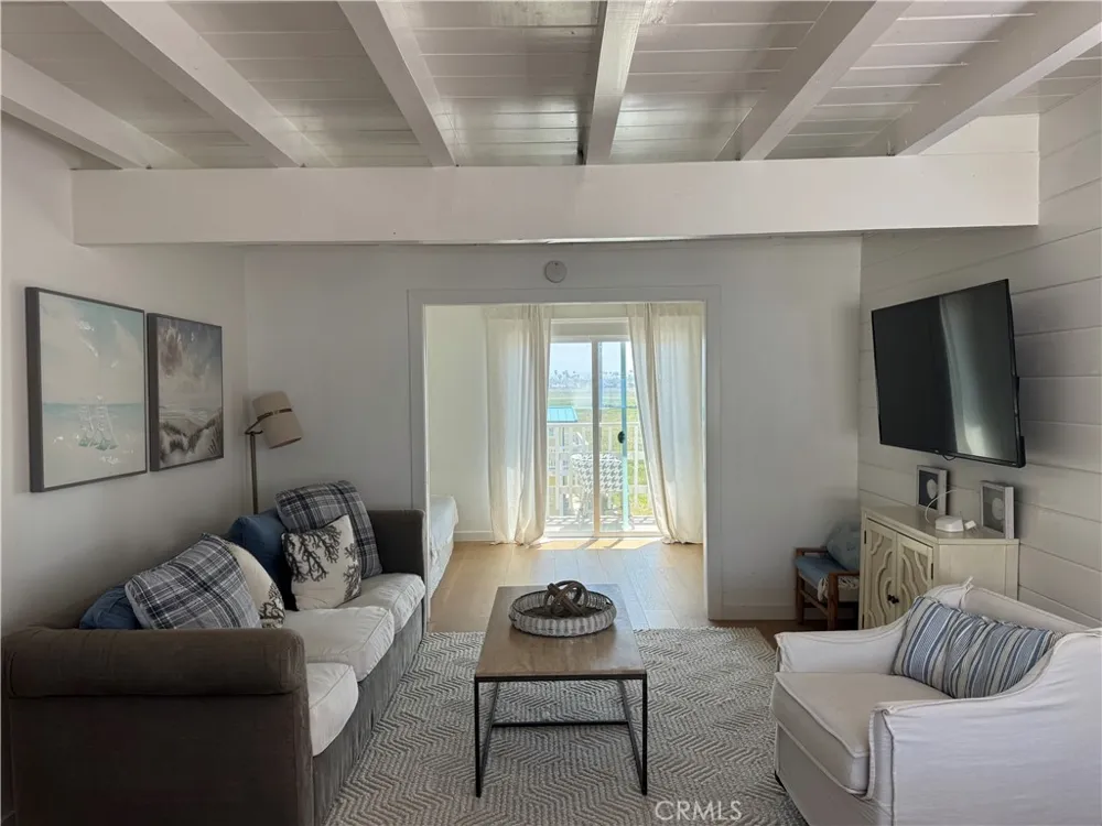 1398 Seacoast #B Imperial Beach, CA 91932