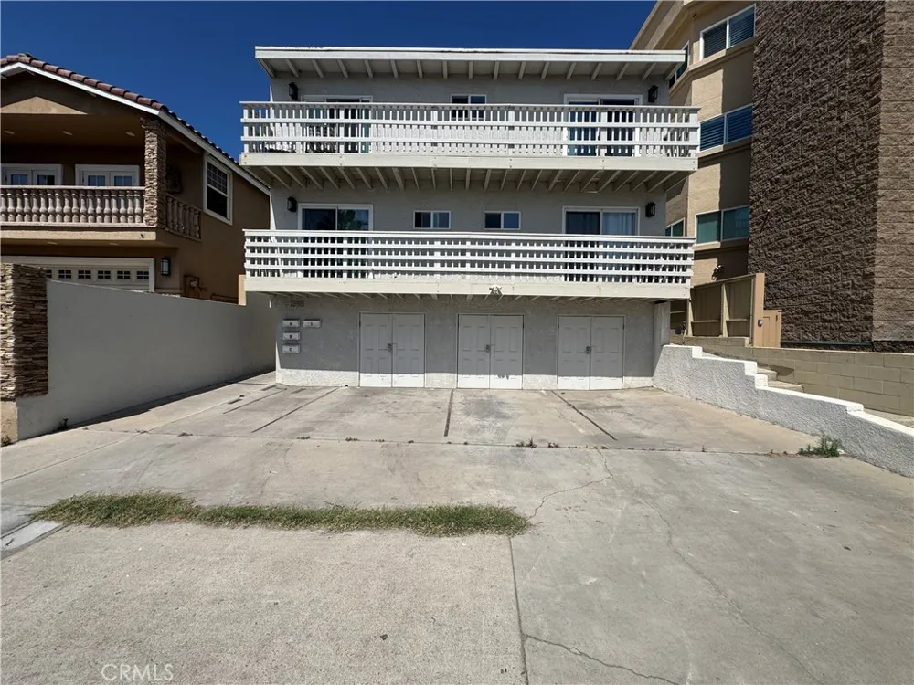 1398 Seacoast #B Imperial Beach, CA 91932