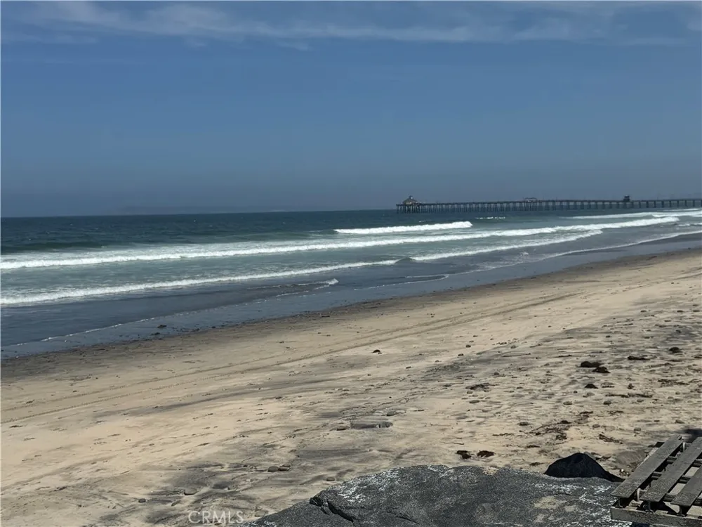 1398 Seacoast #B Imperial Beach, CA 91932