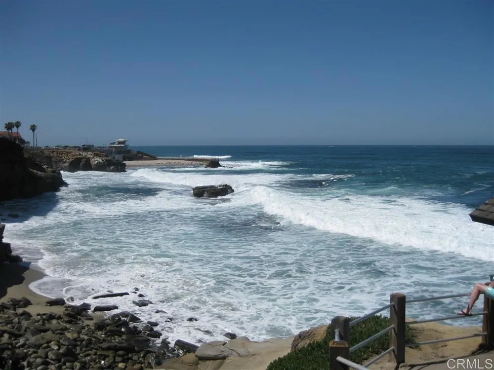 3426 Via Alicante La Jolla, CA 92037