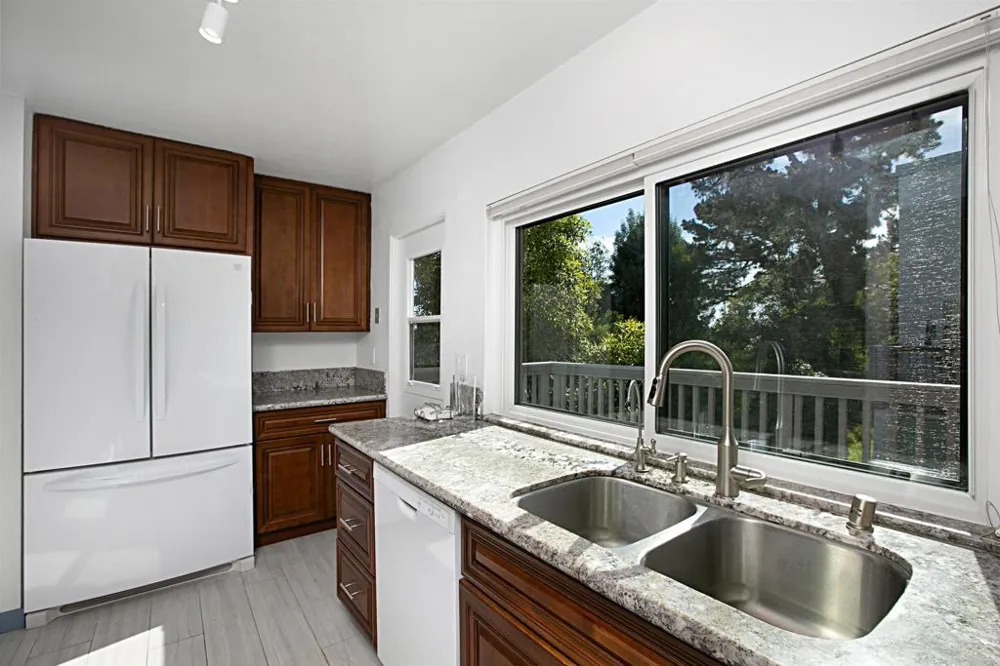 3426 Via Alicante La Jolla, CA 92037