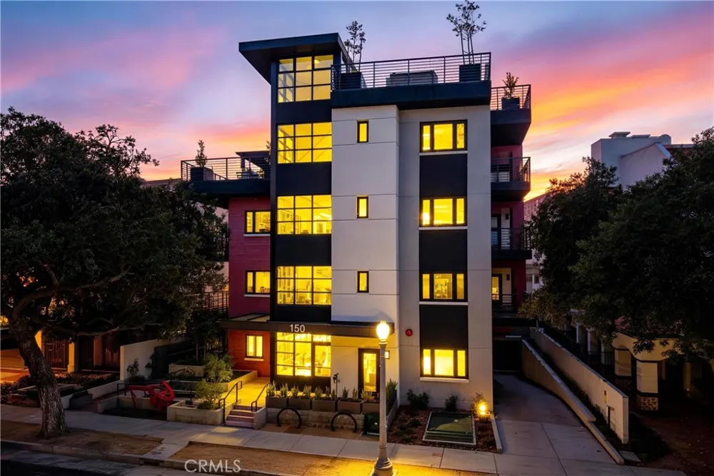 150 S Oak Knoll #202 Pasadena, CA 91101