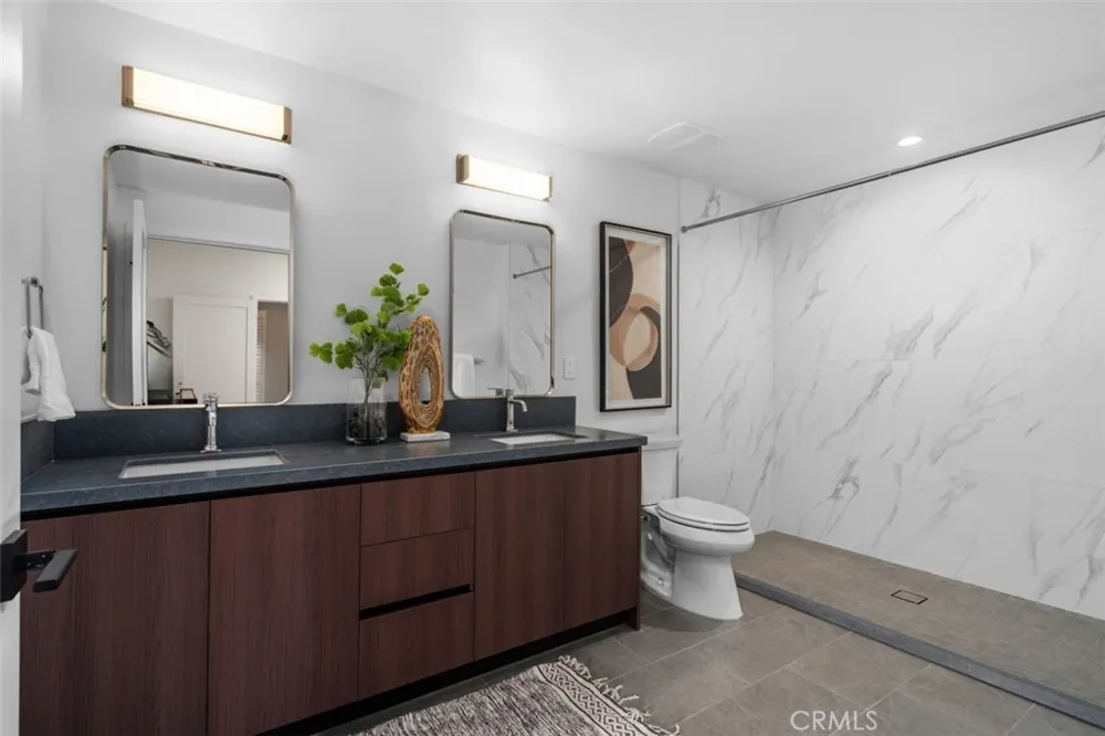 150 S Oak Knoll #202 Pasadena, CA 91101