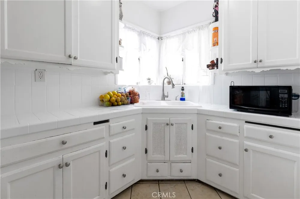 6612 Plaska Ave Huntington Park, CA 90255