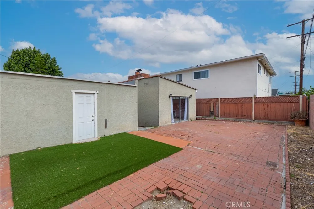 6612 Plaska Ave Huntington Park, CA 90255