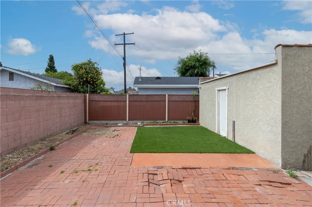 6612 Plaska Ave Huntington Park, CA 90255