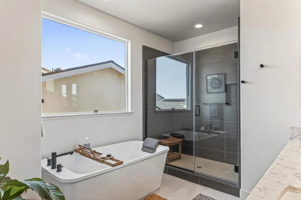 585 Santa Lucia Way Marina, CA 93933