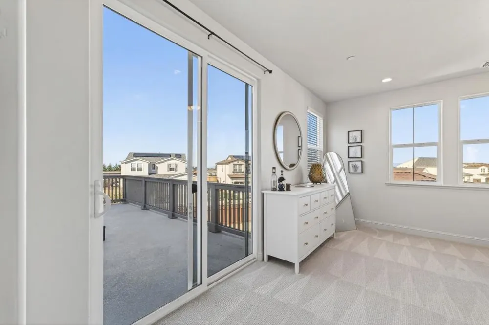 585 Santa Lucia Way Marina, CA 93933