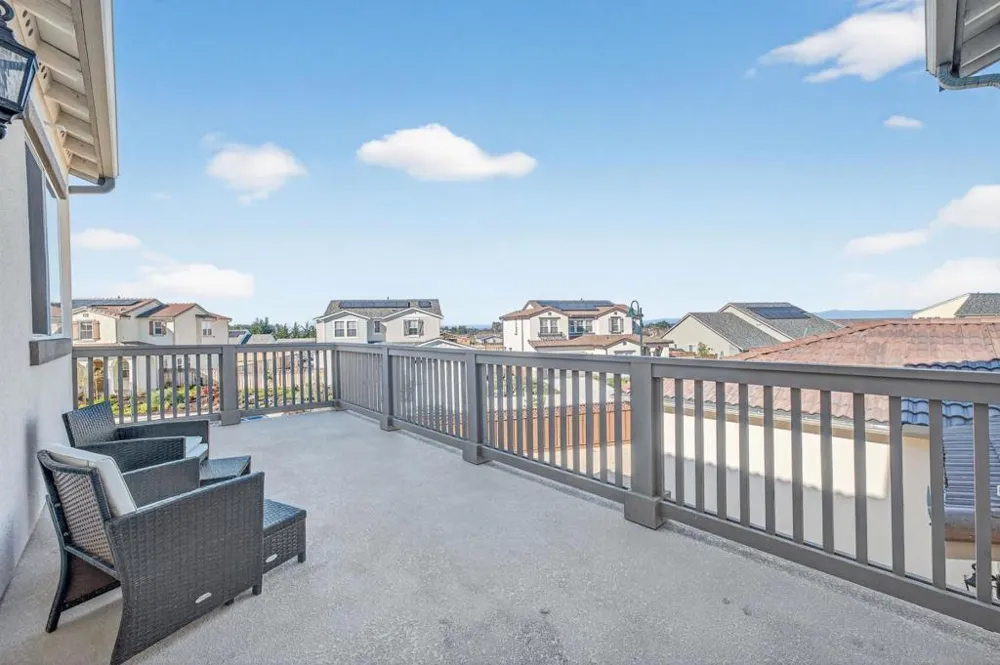 585 Santa Lucia Way Marina, CA 93933