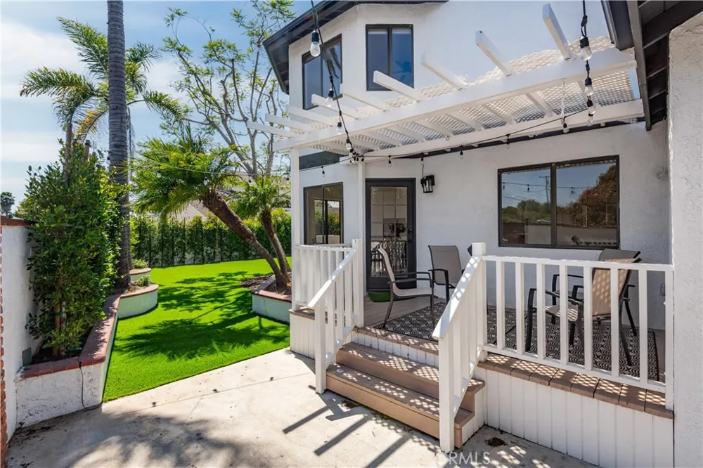 1231 South Irena Ave Redondo Beach, CA 90277