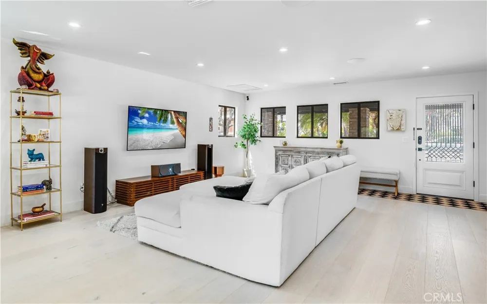 1231 South Irena Ave Redondo Beach, CA 90277