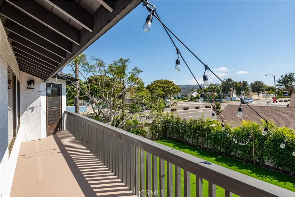 1231 South Irena Ave Redondo Beach, CA 90277