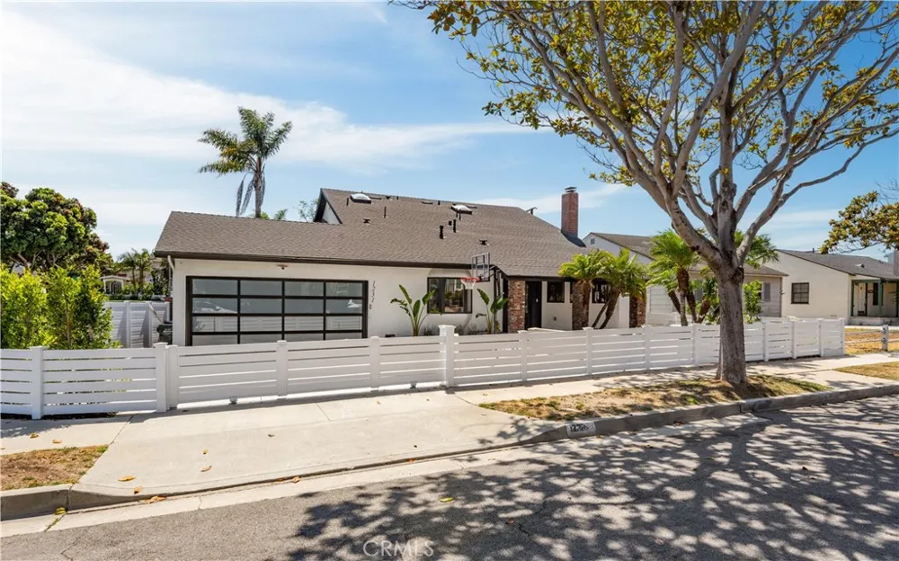 1231 South Irena Ave Redondo Beach, CA 90277