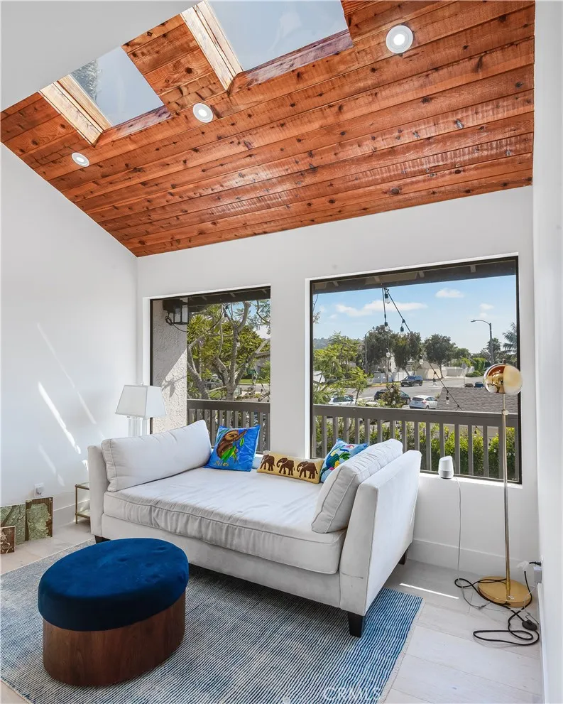 1231 South Irena Ave Redondo Beach, CA 90277