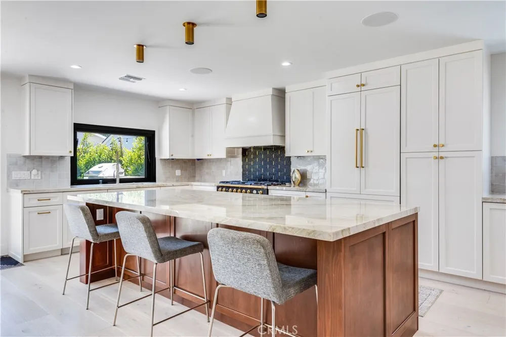 1231 South Irena Ave Redondo Beach, CA 90277