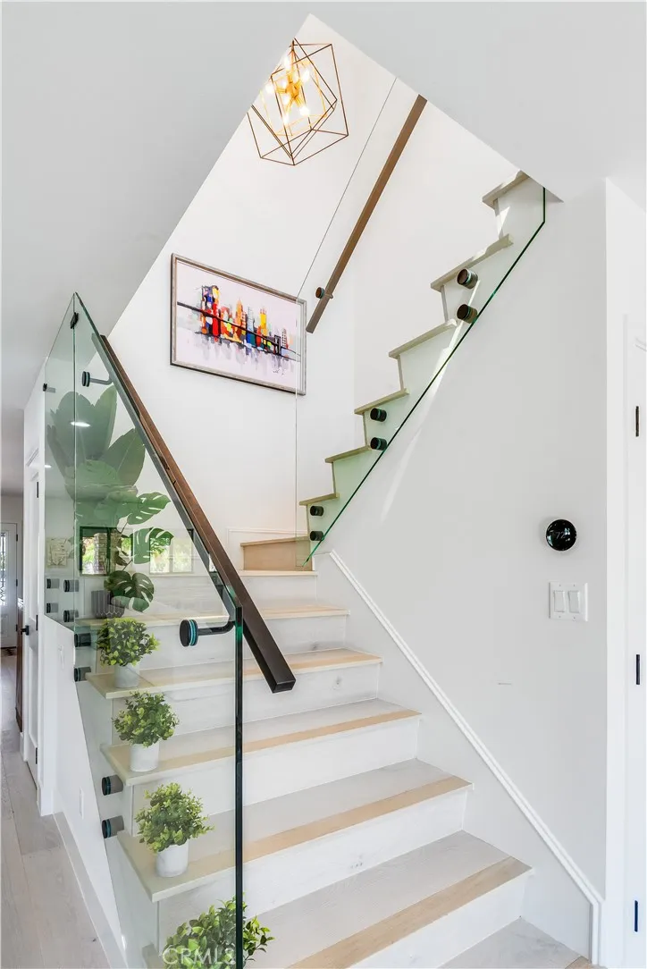 1231 South Irena Ave Redondo Beach, CA 90277