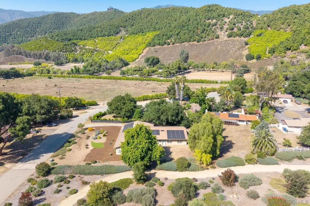 31973 Runway Drive Pauma Valley, CA 92061