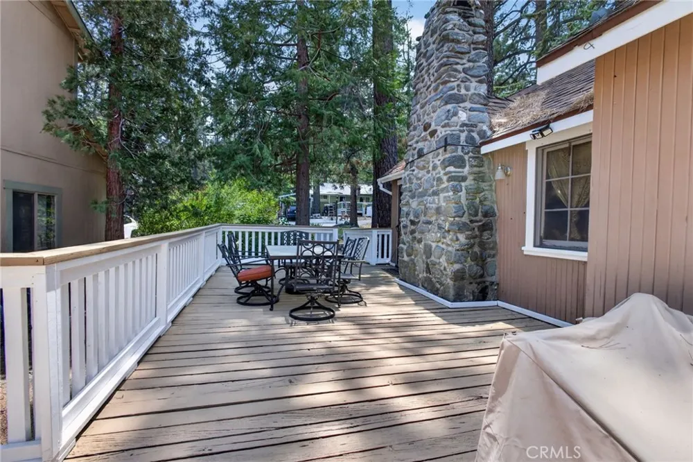 1674 Twin Lakes Wrightwood, CA 92397