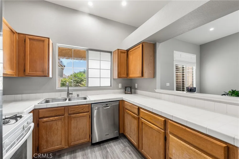 3633 Capri Court Rosamond, CA 93560