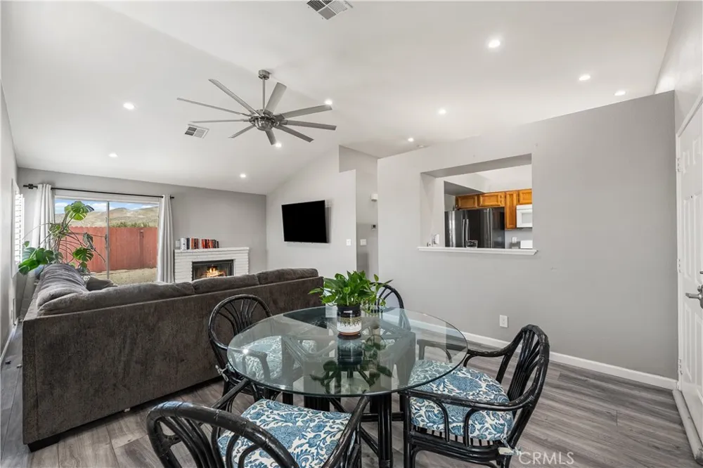 3633 Capri Court Rosamond, CA 93560
