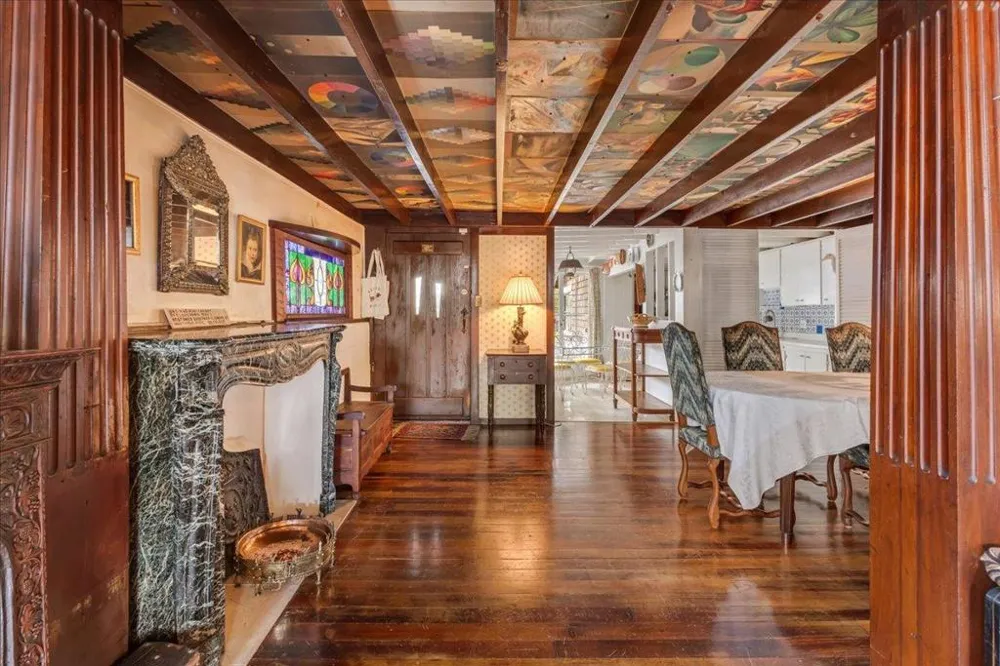 841 Congress Avenue Pacific Grove, CA 93950