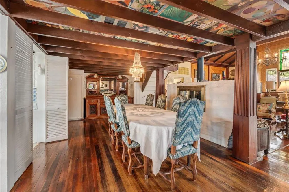 841 Congress Avenue Pacific Grove, CA 93950