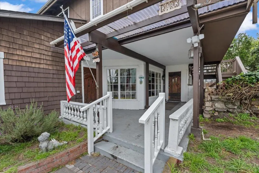 841 Congress Avenue Pacific Grove, CA 93950