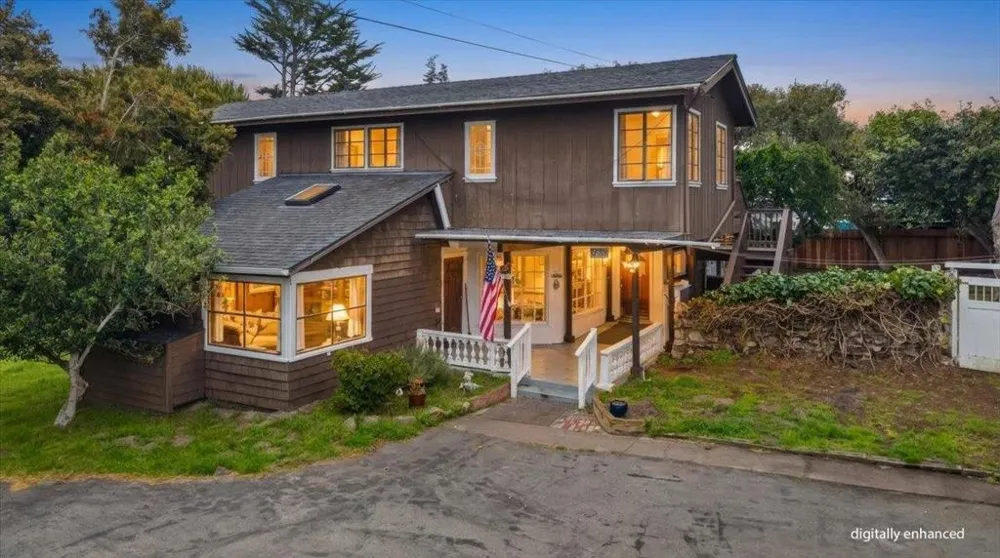 841 Congress Avenue Pacific Grove, CA 93950