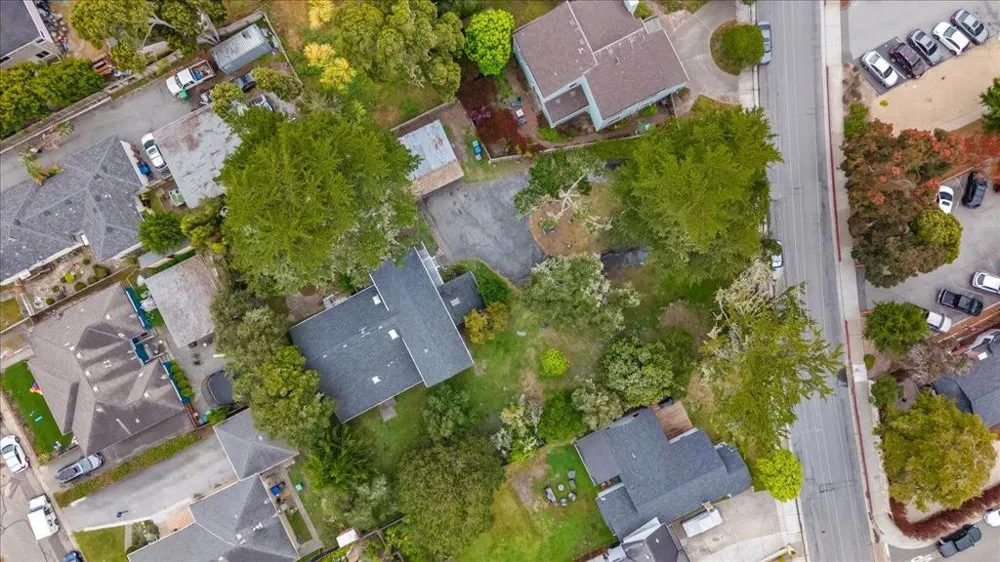 841 Congress Avenue Pacific Grove, CA 93950
