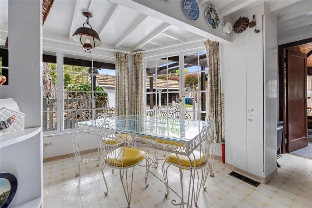 841 Congress Avenue Pacific Grove, CA 93950