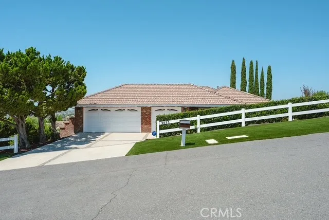 2633 Braided Mane Diamond Bar, CA 91765