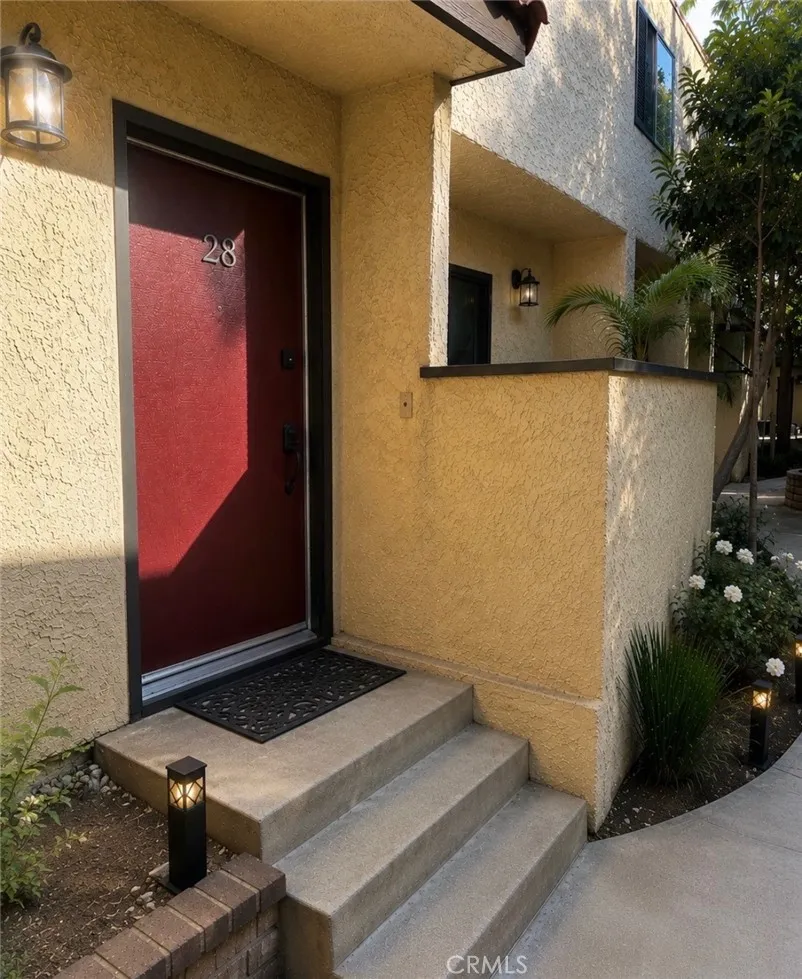 13540 Hubbard #28 Sylmar, CA 91342