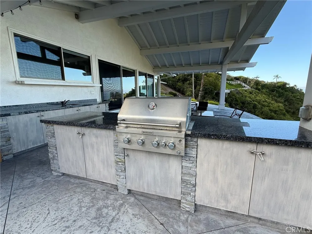 7 Southfield Drive Rolling Hills, CA 90274