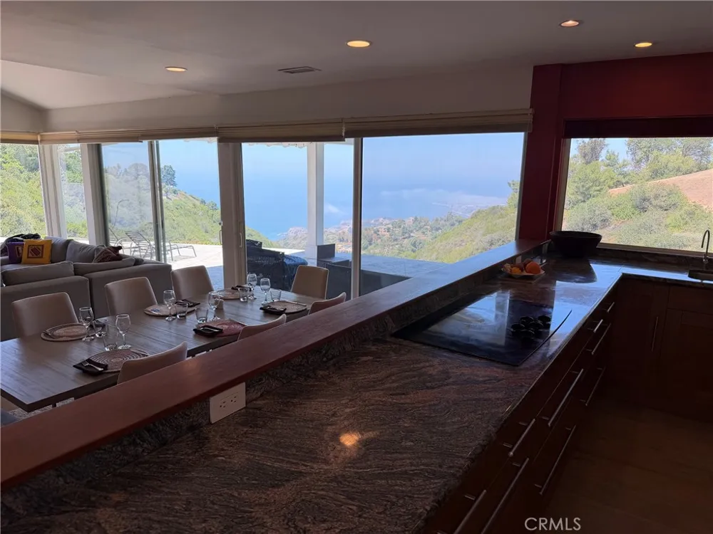 7 Southfield Drive Rolling Hills, CA 90274