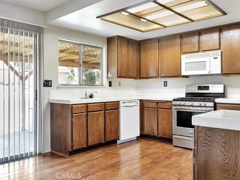1628 W Avenue K11 Lancaster, CA 93534