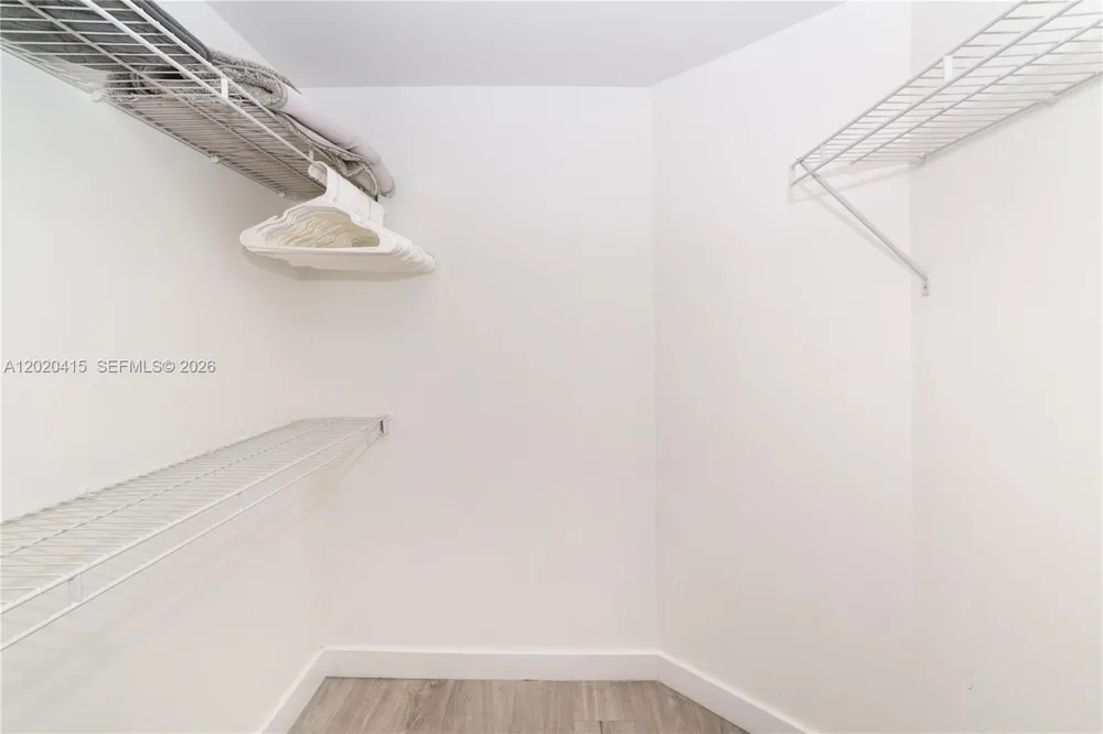 17150 Bay Rd #2808 Sunny Isles Beach, FL 33160