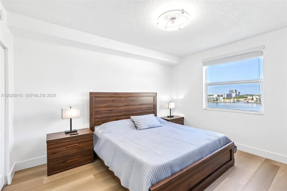 17150 Bay Rd #2808 Sunny Isles Beach, FL 33160