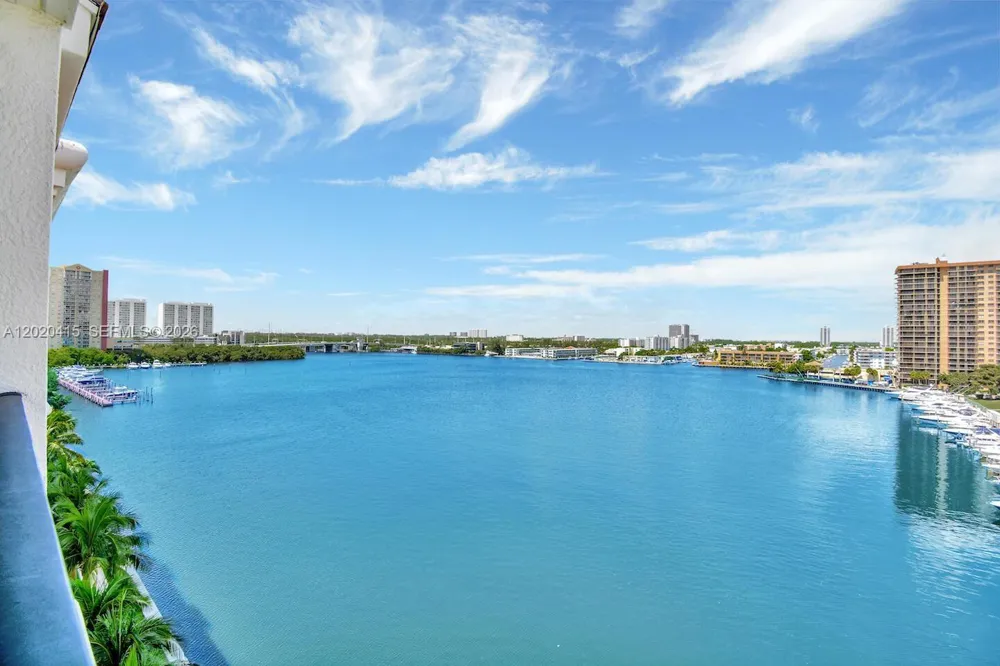 17150 Bay Rd #2808 Sunny Isles Beach, FL 33160