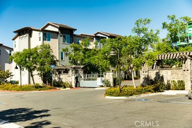 1014 Savi Drive #104 Corona, CA 92878