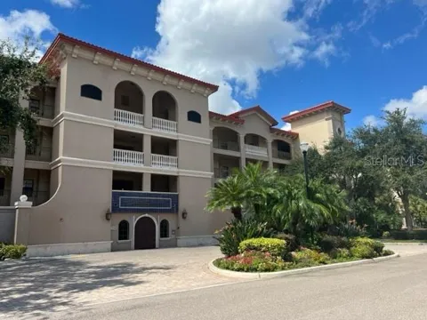 7710 LAKE VISTA COURT #302