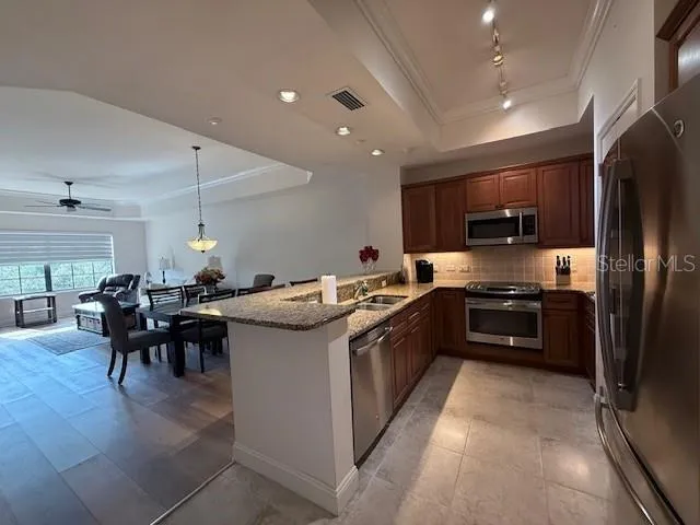7710 LAKE VISTA COURT #302 Lakewood Ranch, FL 34202