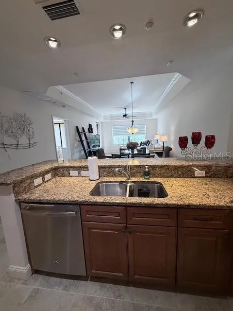 7710 LAKE VISTA COURT #302 Lakewood Ranch, FL 34202