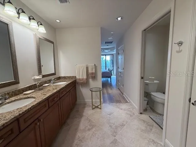 7710 LAKE VISTA COURT #302 Lakewood Ranch, FL 34202