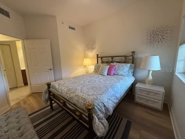 7710 LAKE VISTA COURT #302 Lakewood Ranch, FL 34202