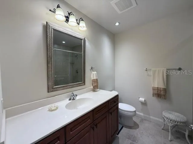 7710 LAKE VISTA COURT #302 Lakewood Ranch, FL 34202