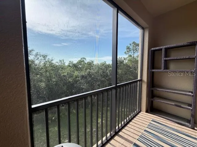 7710 LAKE VISTA COURT #302 Lakewood Ranch, FL 34202