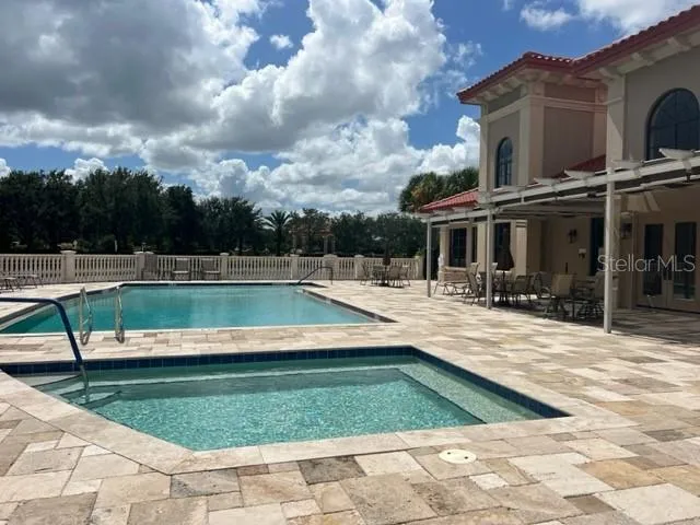 7710 LAKE VISTA COURT #302 Lakewood Ranch, FL 34202
