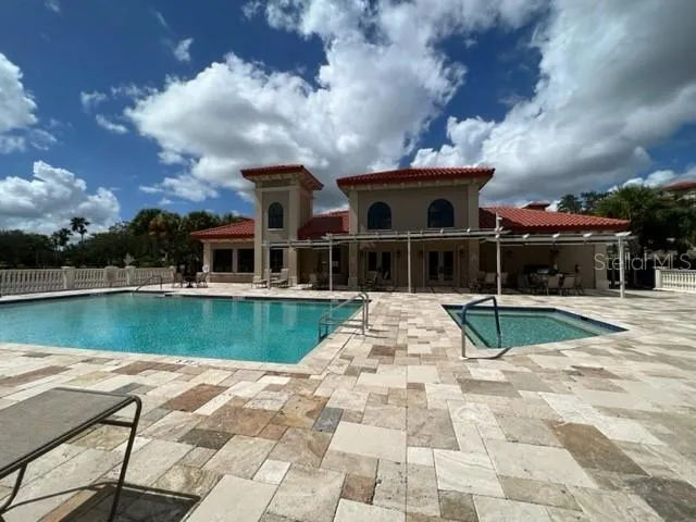 7710 LAKE VISTA COURT #302 Lakewood Ranch, FL 34202